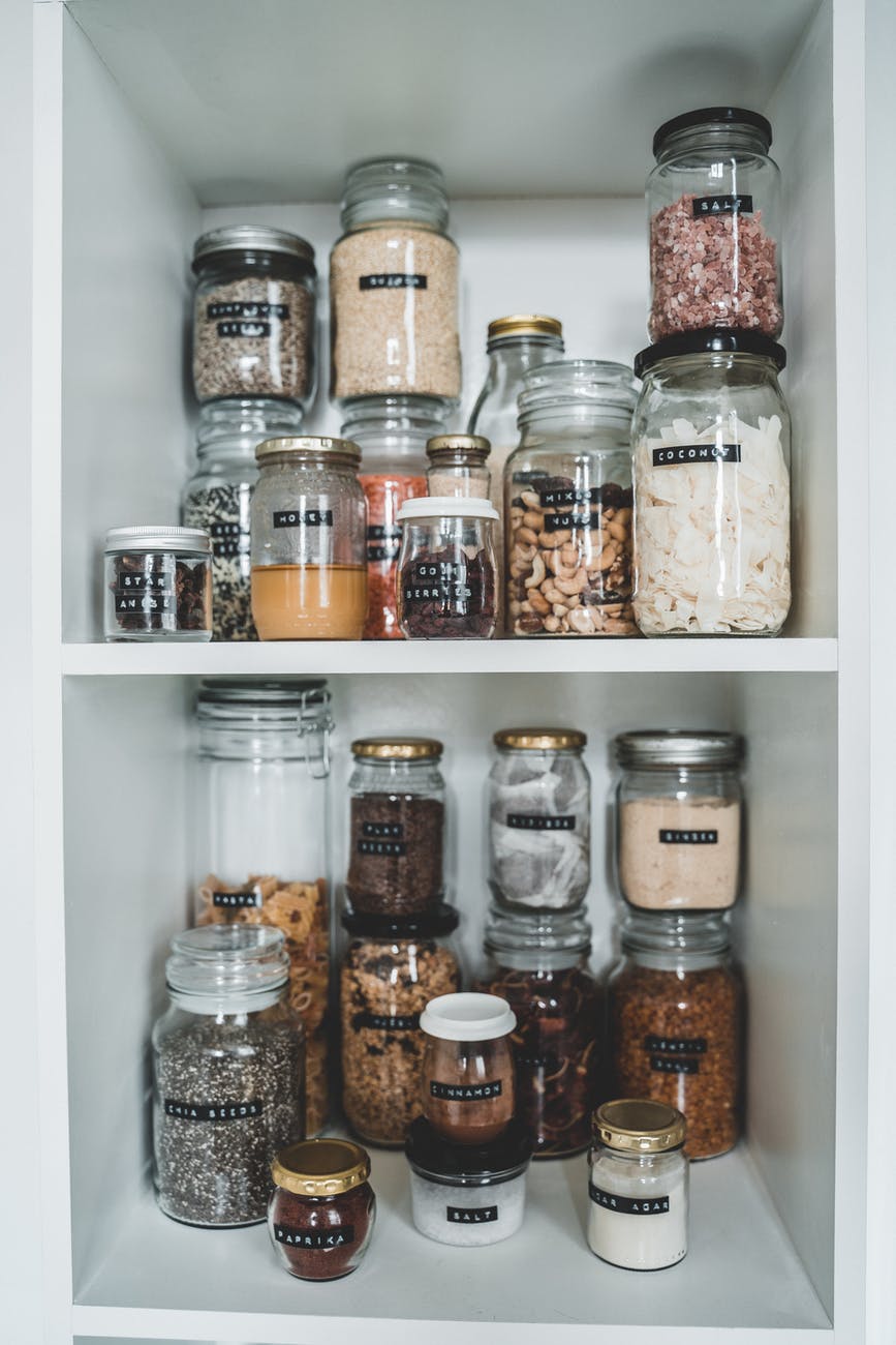 How To Keep Your Pantry Well Stocked| FREE Pantry Staples Checklist!